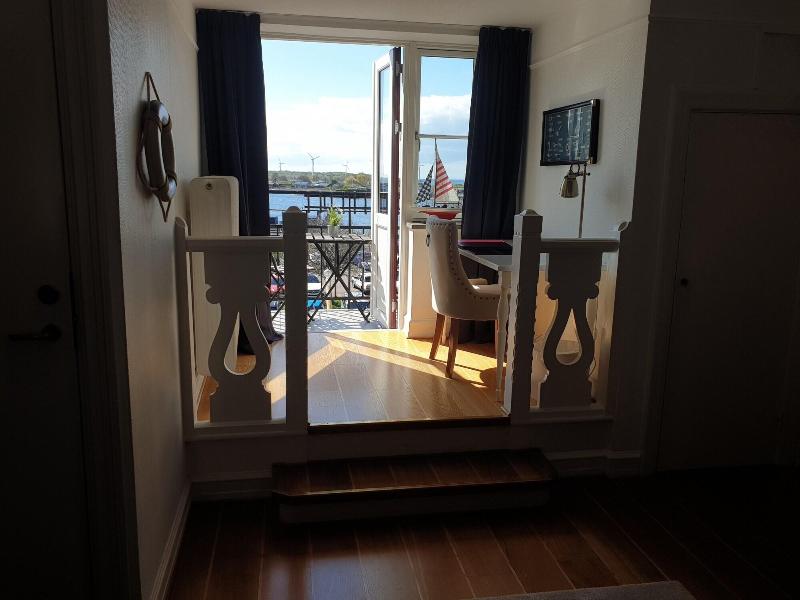 Hamnhotellet Kronan image