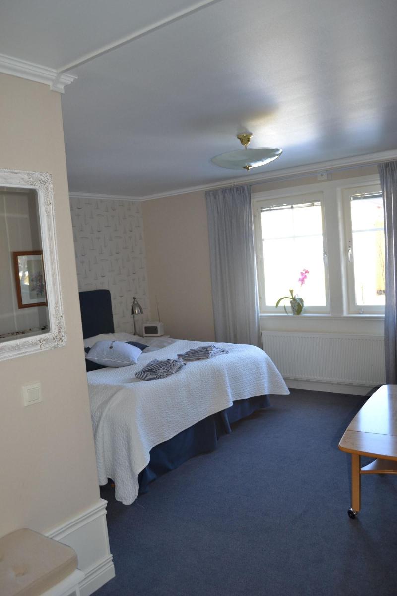 Mellanfjardens Pensionat image