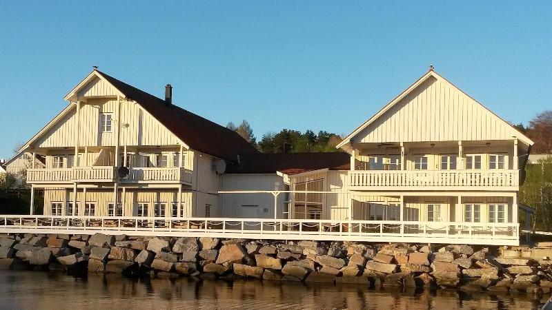 Tingvoll Fjordhotell — general view