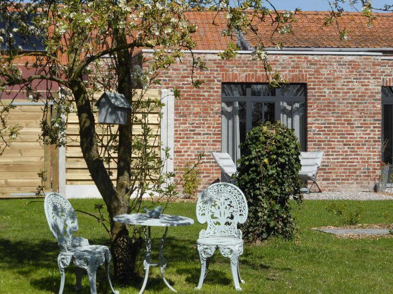 Herbes Folles image