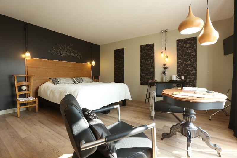 Herbes Folles image