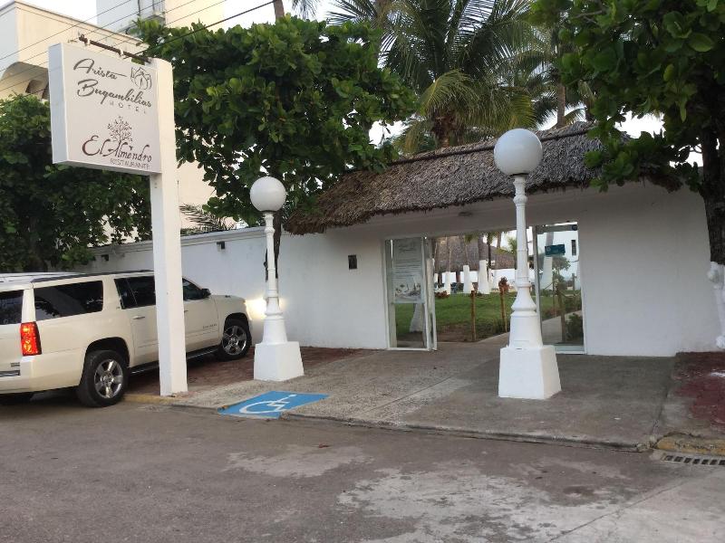 Hotel Arista Bugambilias — general view