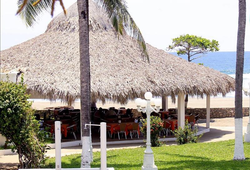 Hotel Arista Bugambilias