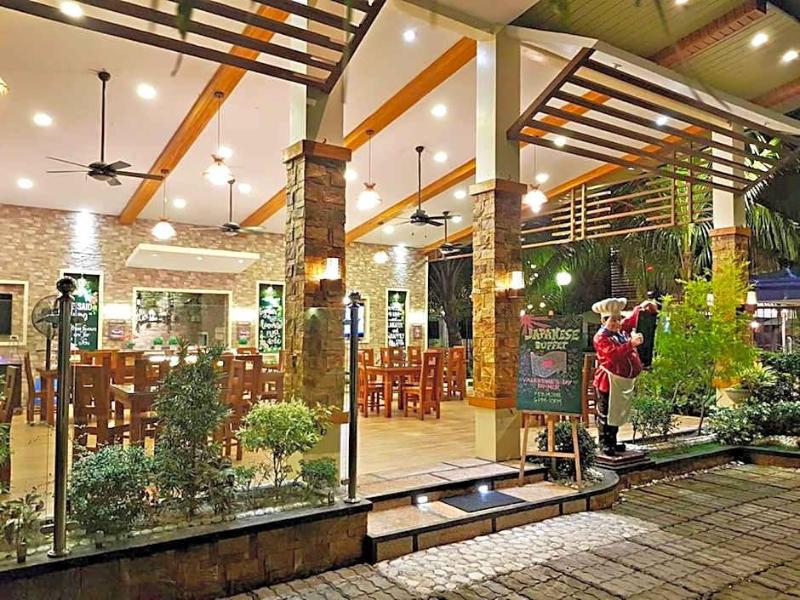 Eduardo's Resort — general view