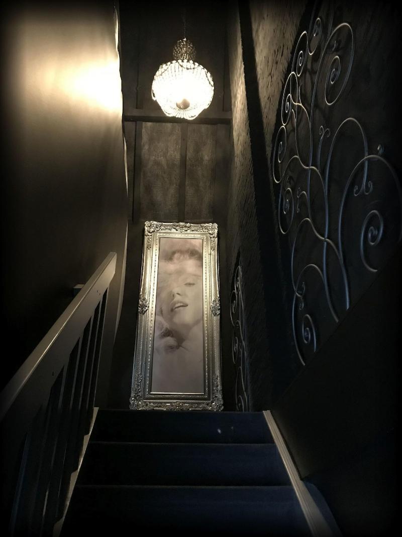 Love Hotel Domaine 10 image