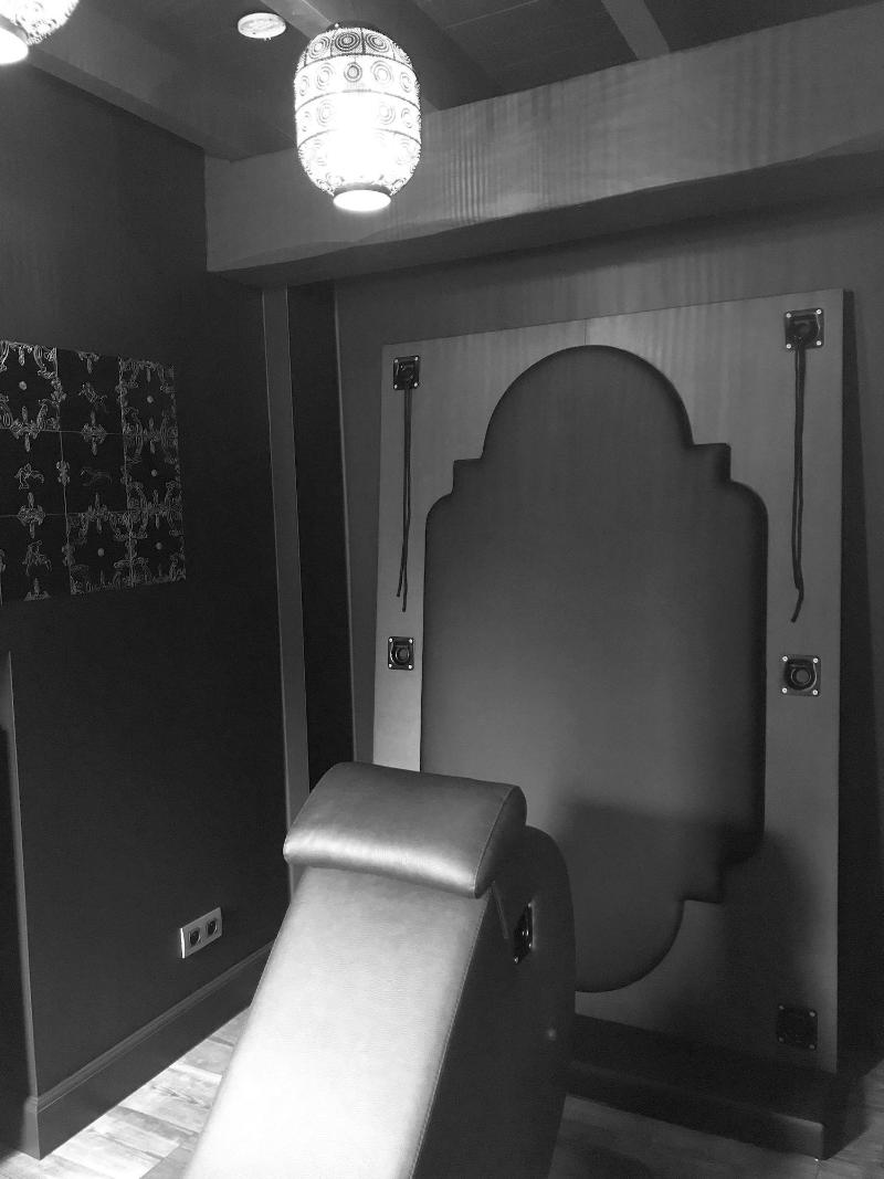 Love Hotel Domaine 10 image