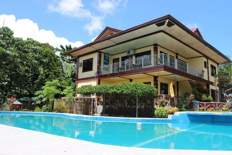 Sunrise Garden Lake Resort image