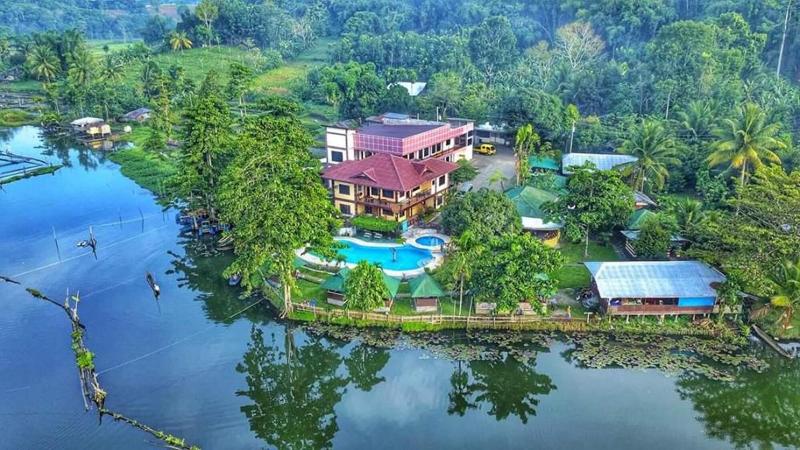 Sunrise Garden Lake Resort image 6