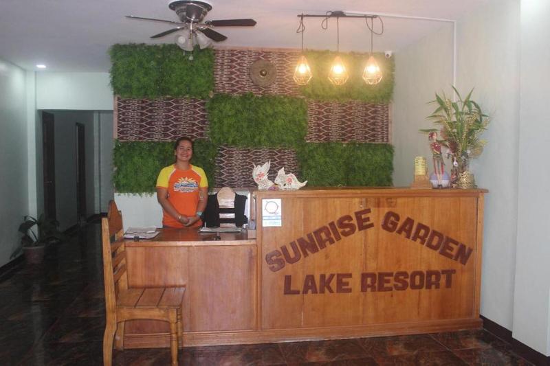 Sunrise Garden Lake Resort image 7