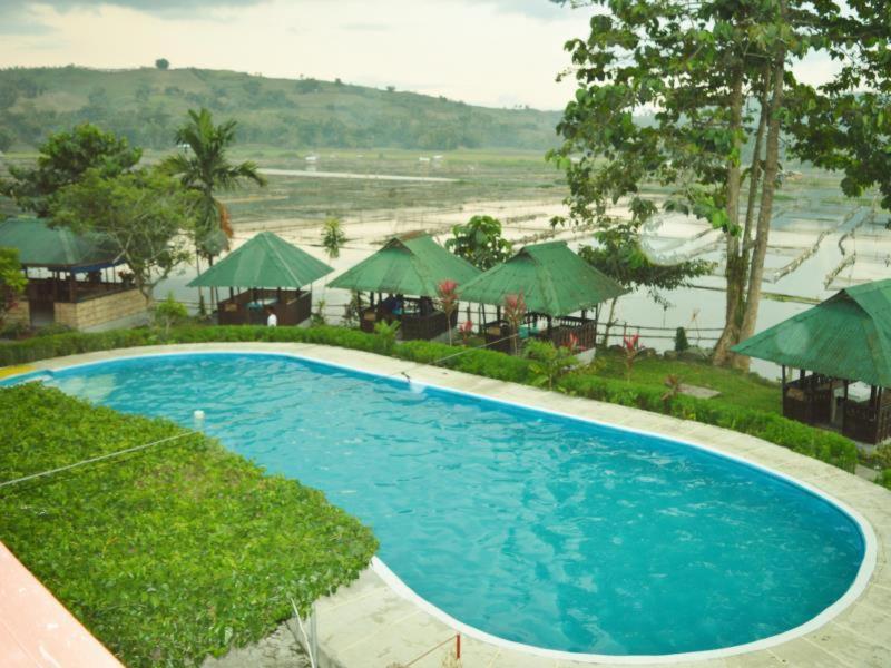 Sunrise Garden Lake Resort image