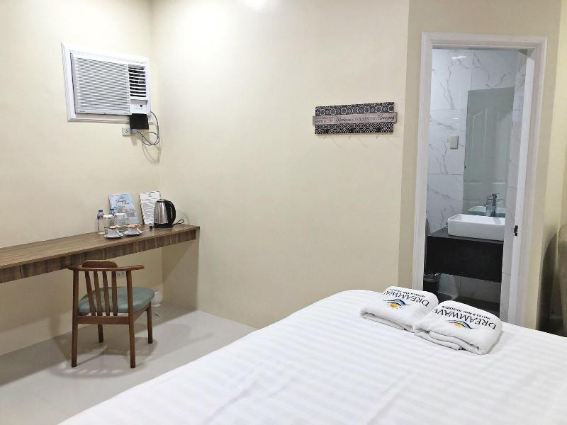 Dreamwave Hotel Polangui image