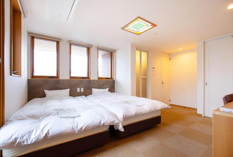 Hotel Wright Style image