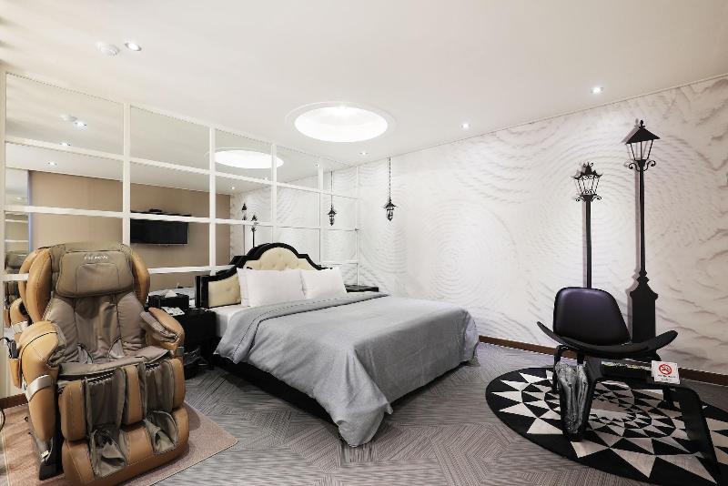 Bellino Hotel image