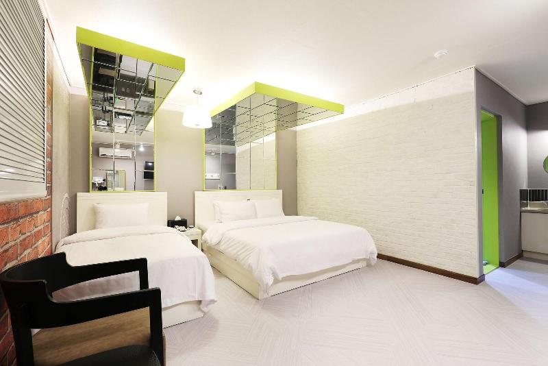 Bellino Hotel image