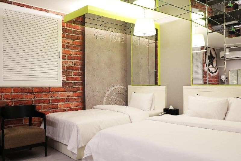 Bellino Hotel image