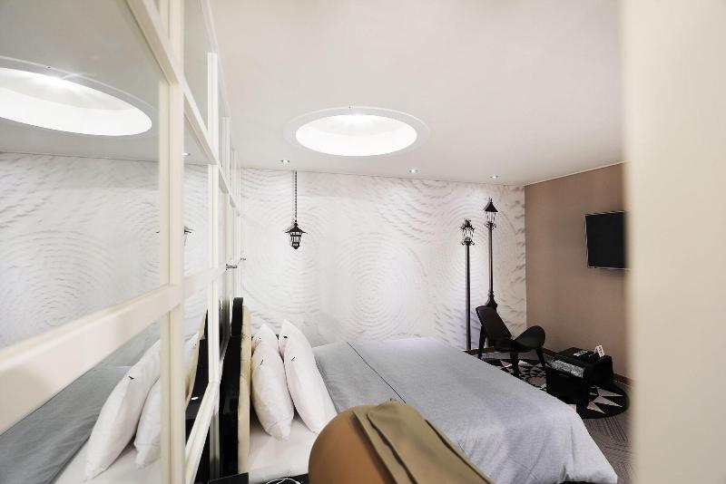 Bellino Hotel image
