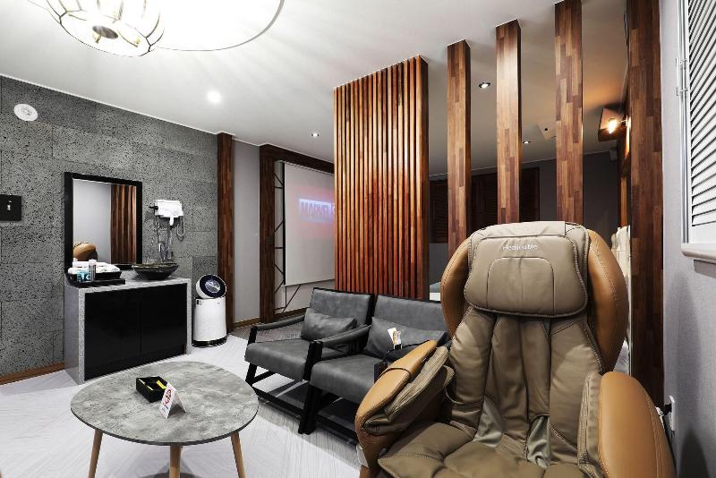 Bellino Hotel image