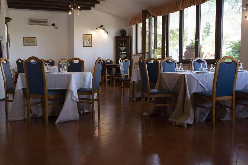 Corallo Country Hotel & SPA image