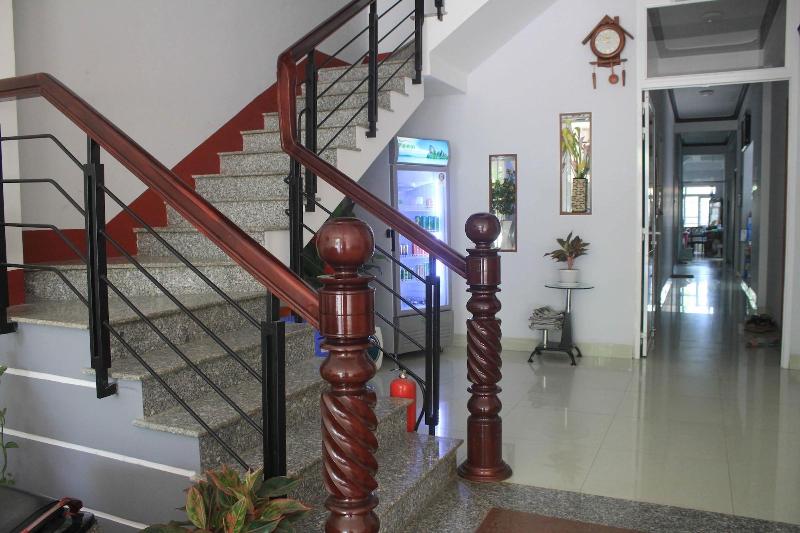 Mai Tra Hotel image