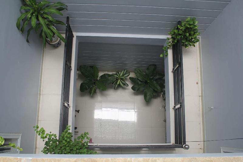 Mai Tra Hotel image