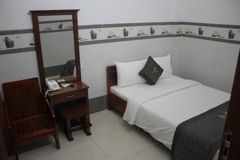 Mai Tra Hotel image