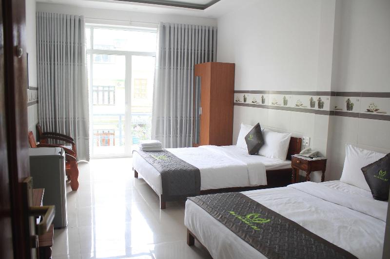 Mai Tra Hotel image