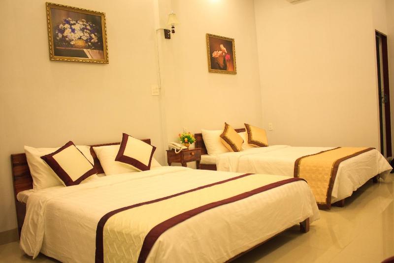 Mai Tra Hotel image