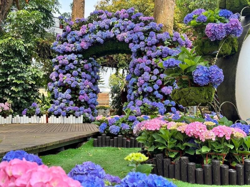 Flowerhome image