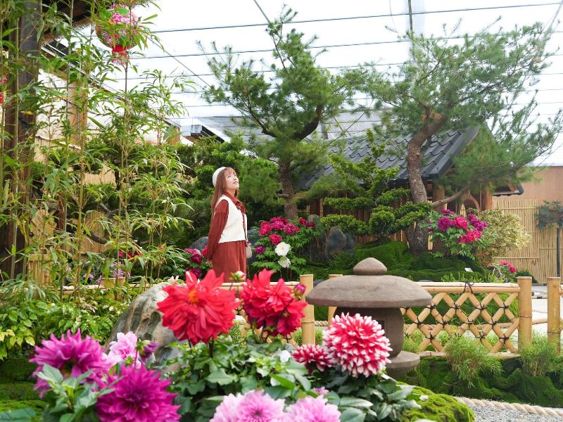 Flowerhome image