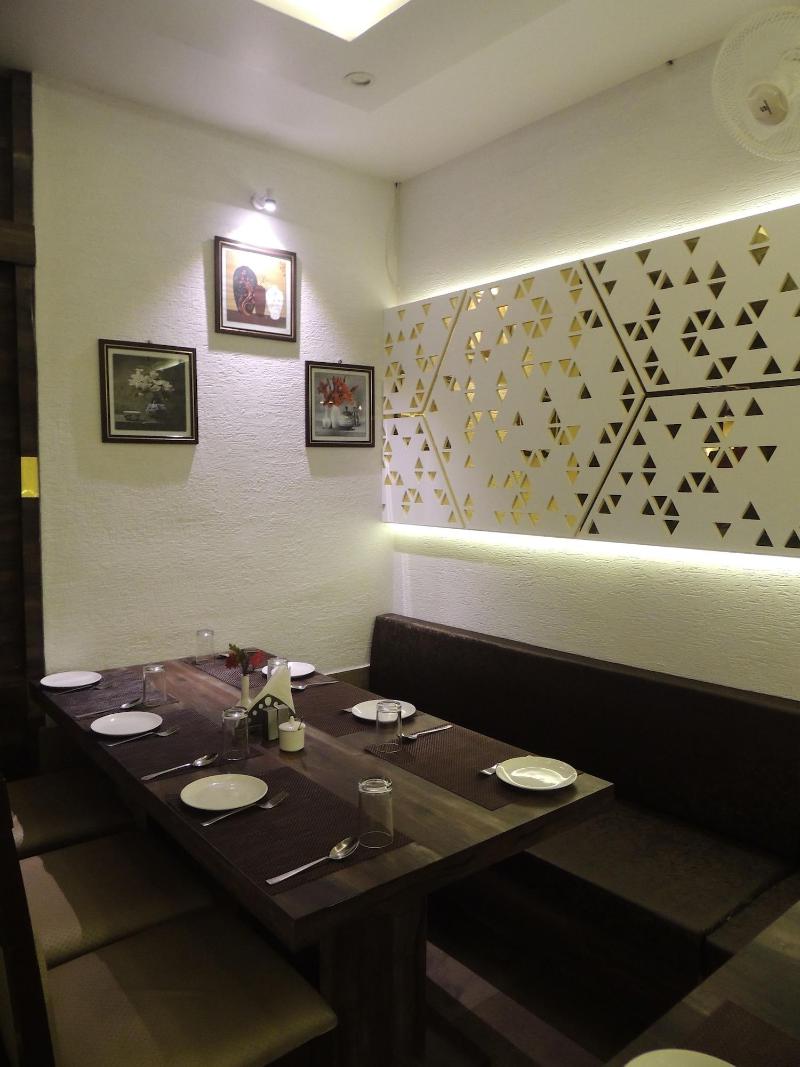 Hotel Surya Mahal — restaurant