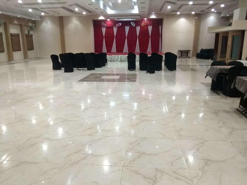 Jk Rooms 108 Hotel Royal Regency image
