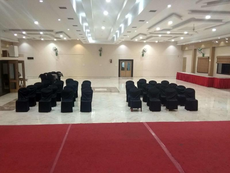 Jk Rooms 108 Hotel Royal Regency image