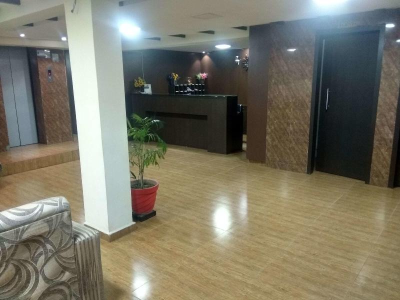 Jk Rooms 108 Hotel Royal Regency image