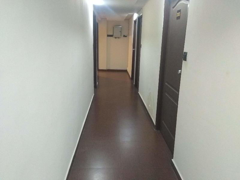 Jk Rooms 108 Hotel Royal Regency image