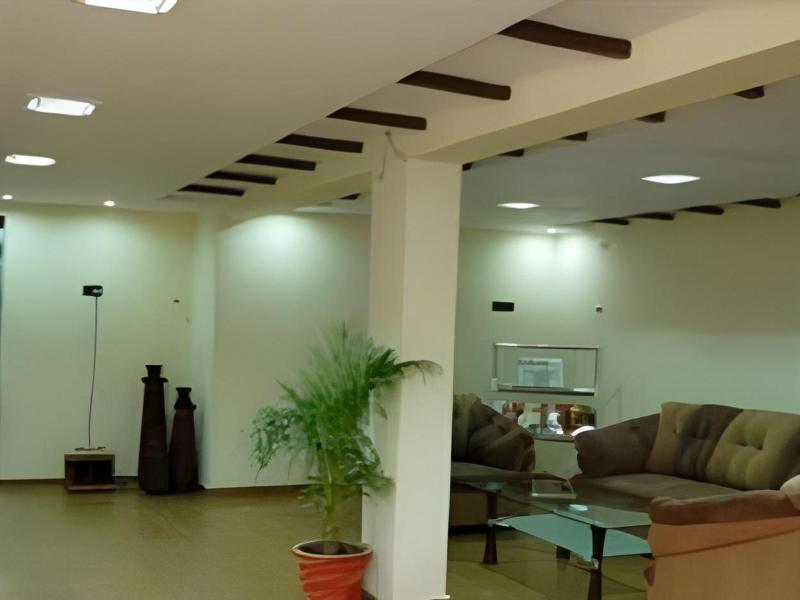 Jk Rooms 108 Hotel Royal Regency image