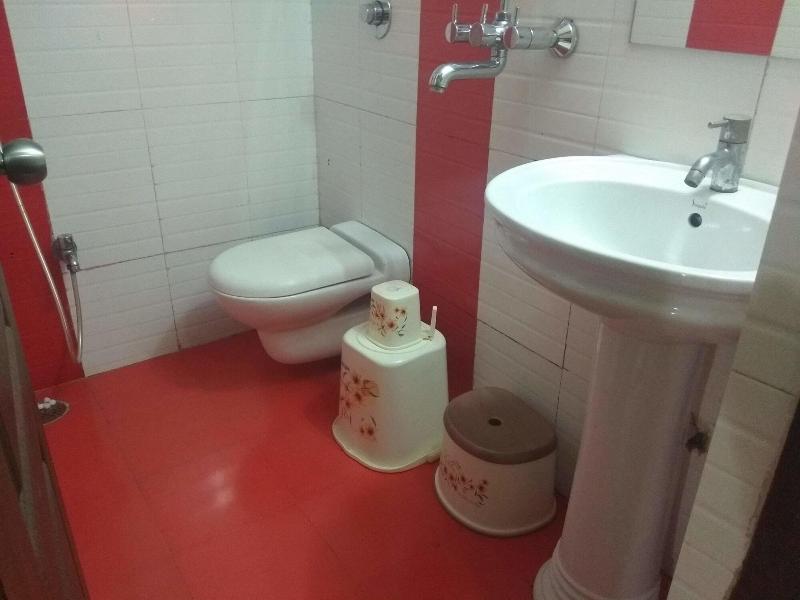 Jk Rooms 108 Hotel Royal Regency image