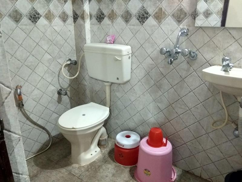 Jk Rooms 108 Hotel Royal Regency image