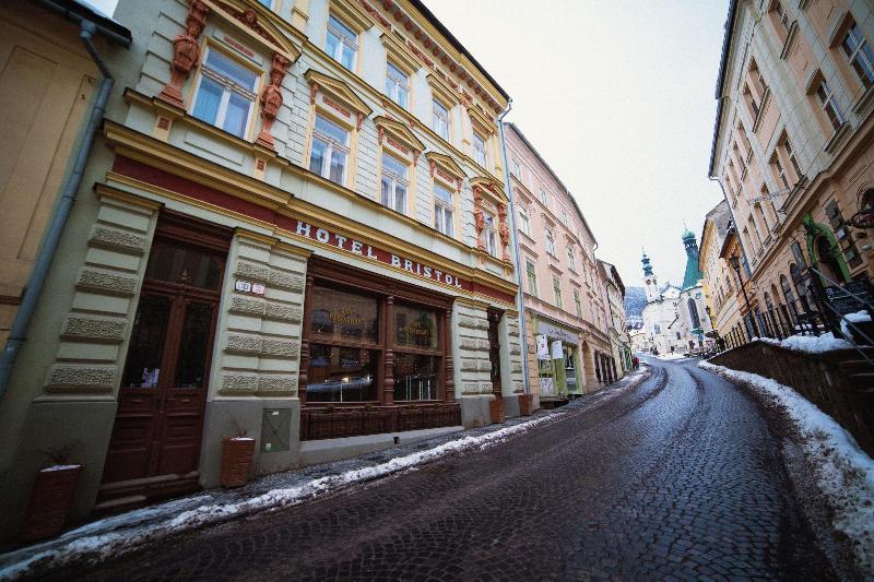 Hotel Bristol