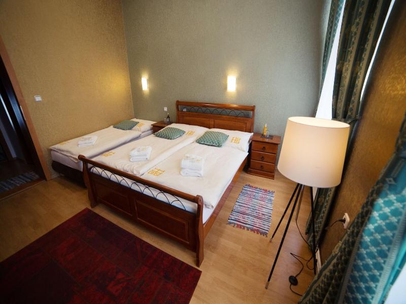 Hotel Bristol image