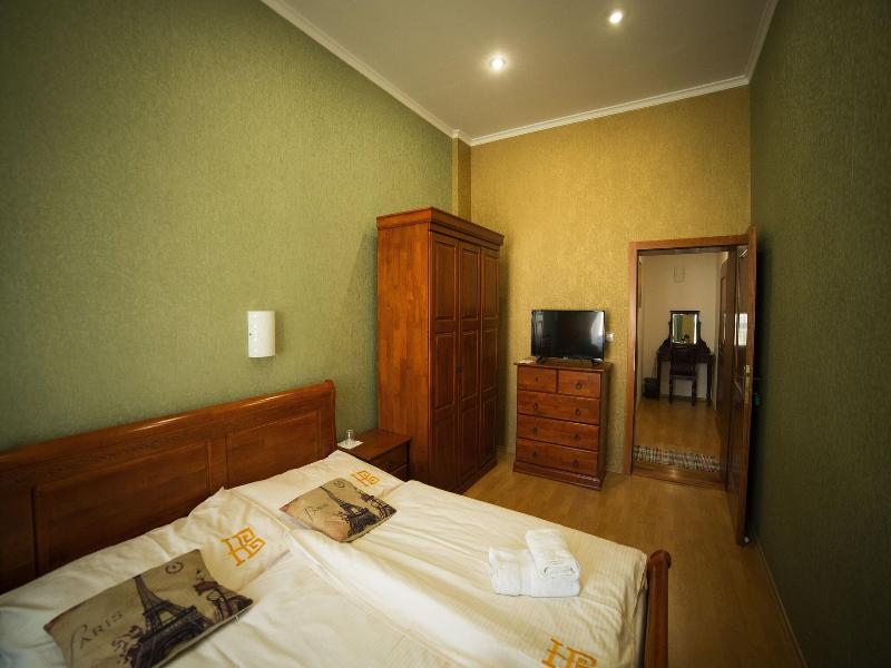 Hotel Bristol image
