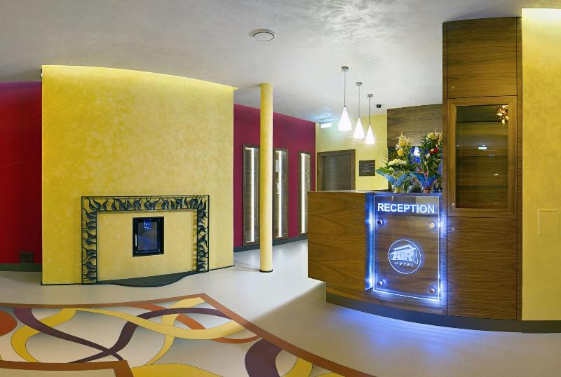 Air Hotel image