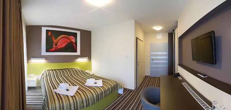 Air Hotel image