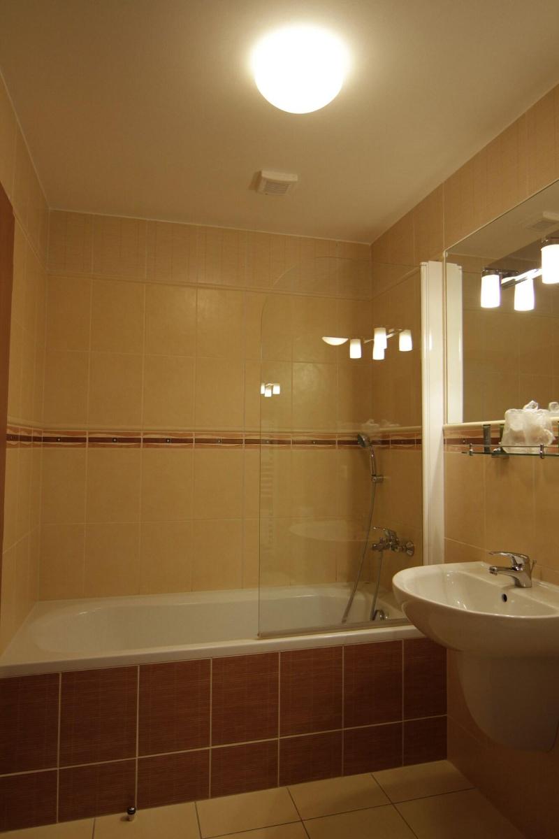 Air Hotel image