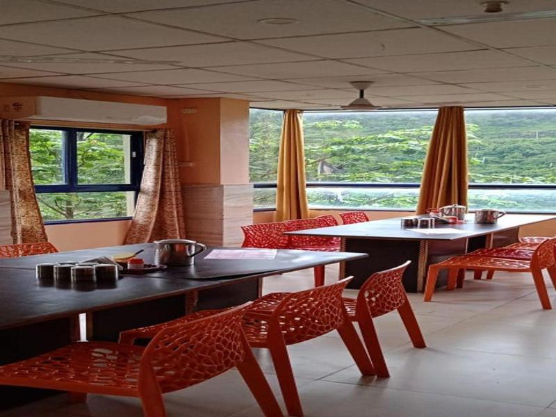 Hotel Chakasha Govindam image
