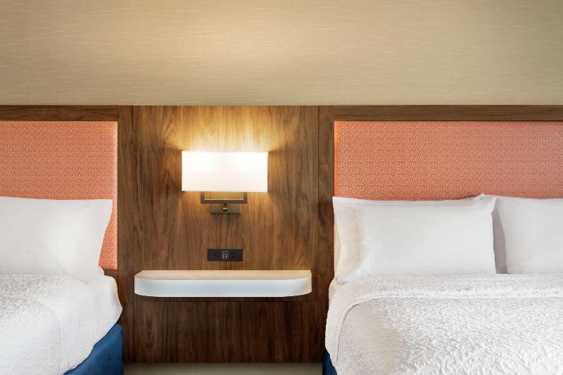 Hampton Inn & Suites By Hilton Olean image