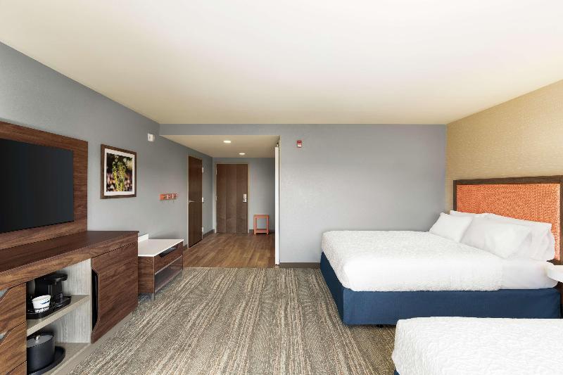 Hampton Inn & Suites By Hilton Olean image