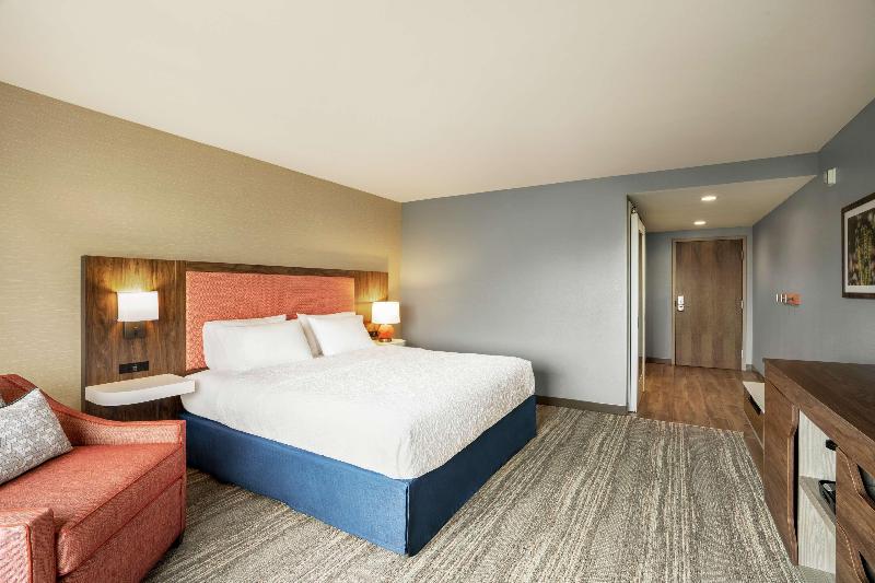 Hampton Inn & Suites By Hilton Olean image
