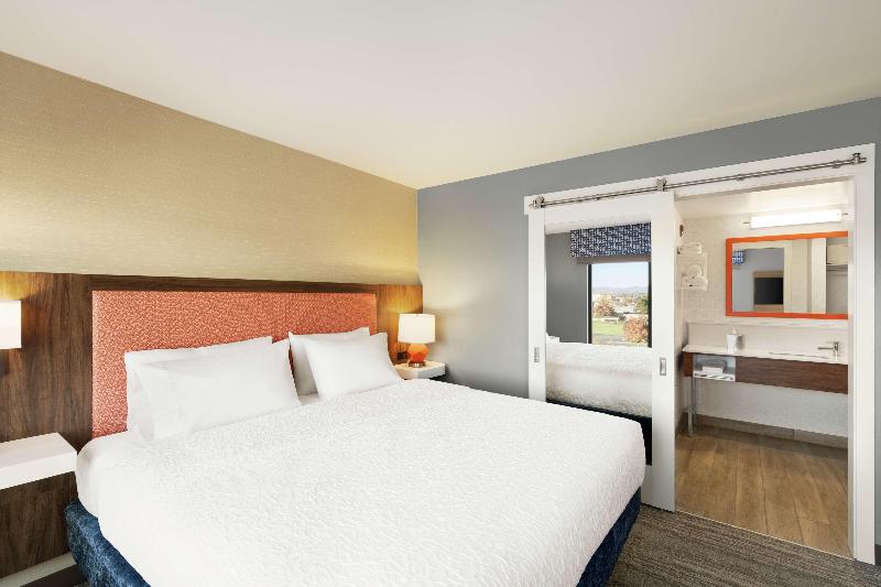 Hampton Inn & Suites By Hilton Olean image
