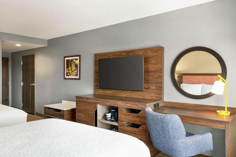 Hampton Inn & Suites By Hilton Olean image