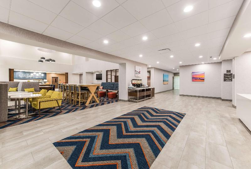 Hampton Inn & Suites By Hilton Benton Harbor photo 20
